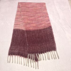 Beautiful Shades of Pink Chunky Fleece Scarf with Thick Fringe 74” x 16” NWOT